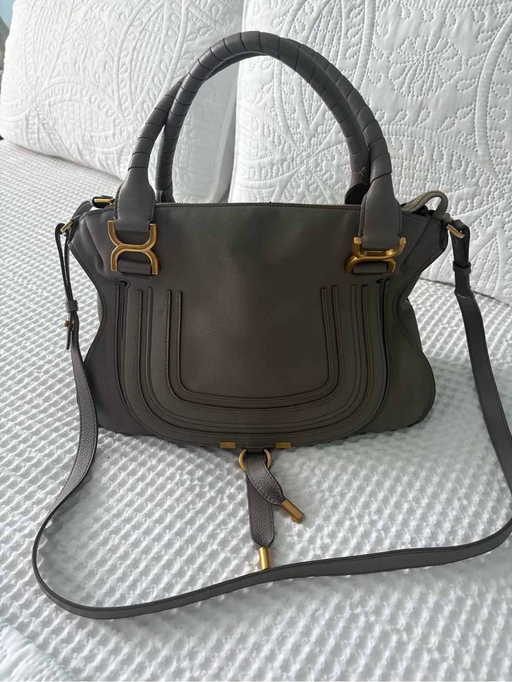 Chloe Gray Leather Shoulder Bag with Gold Hardware